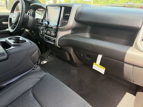 New 2026 RAM 1500 Express image 31