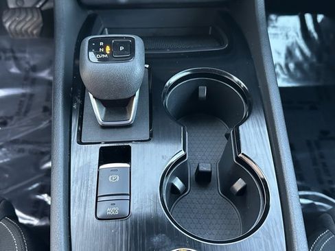 Certified 2023 Nissan Rogue S image 14