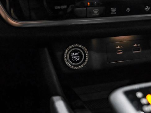 Used 2022 Nissan Rogue SV FWD image 17