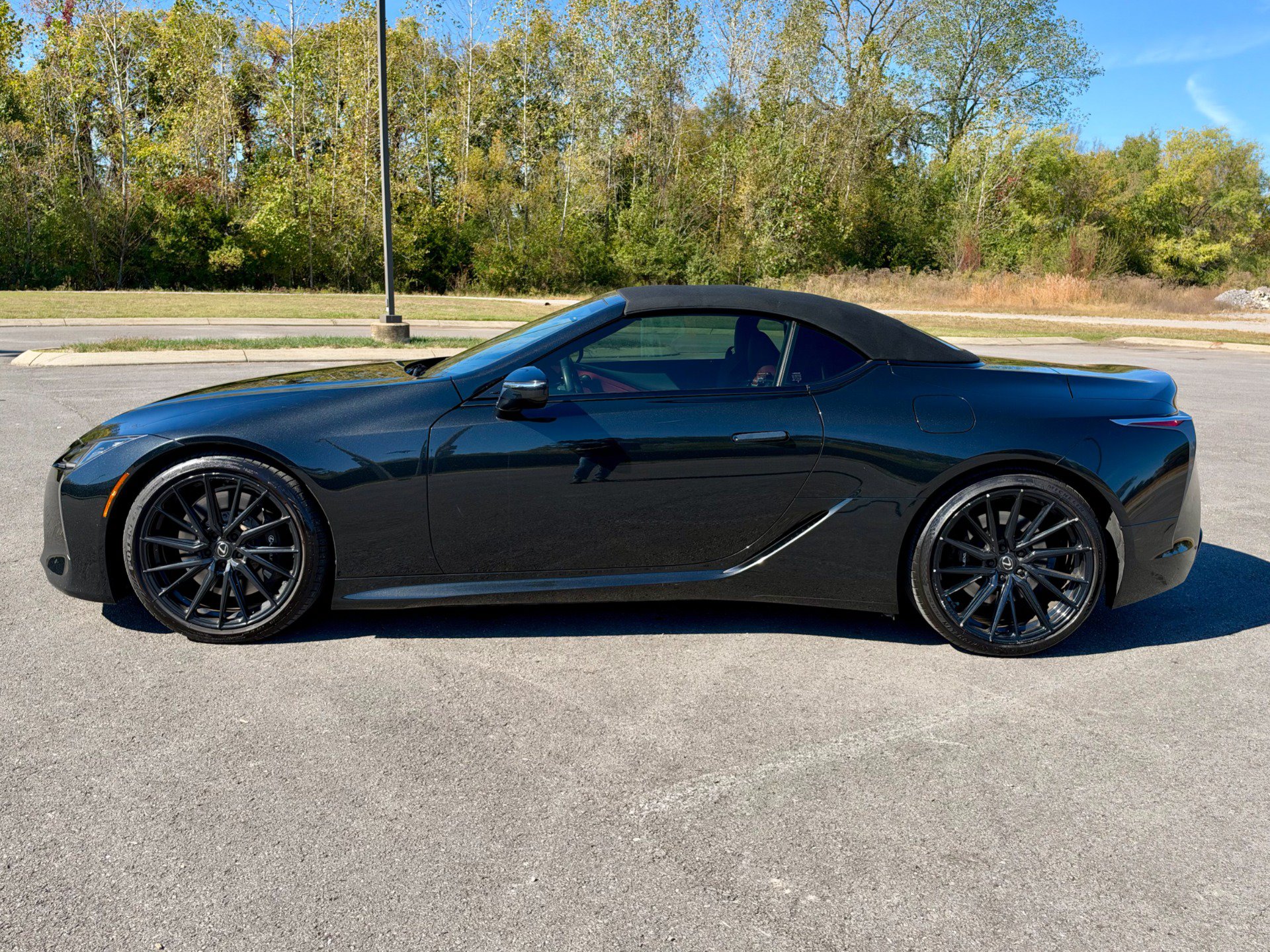 Used 2021 Lexus LC 500 Convertible w/ Touring Package RWD image 12