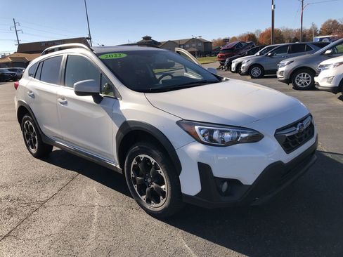Used 2022 Subaru Crosstrek 2.0i Premium w/ Moonroof Package image 7