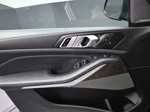 Used 2024 BMW X5 xDrive40i image 14