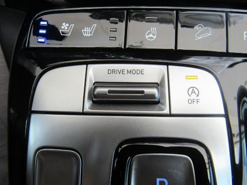 Used 2024 Hyundai Tucson Limited image 48