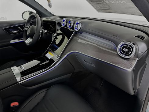 New 2026 Mercedes-Benz GLC 43 AMG 4MATIC image 32