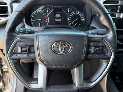 Used 2025 Toyota Tundra SR5 AWD/4WD image 15