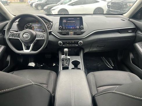 Used 2022 Nissan Altima 2.5 SV image 8