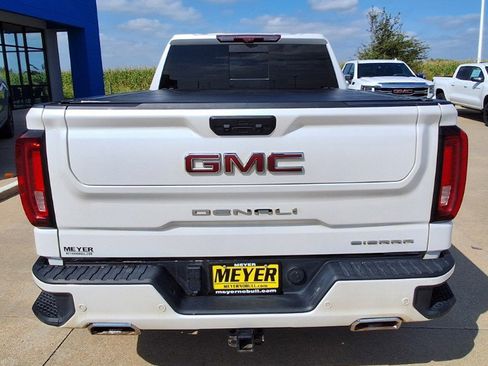 Used 2022 GMC Sierra 1500 Denali w/ Denali Reserve Package image 7