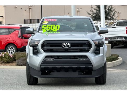 New 2026 Toyota Tacoma SR5 AWD/4WD image 9