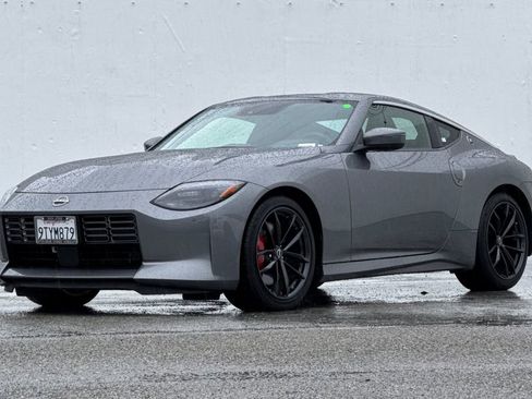 Used 2025 Nissan Z Performance w/ Floor Mat Package RWD image 7