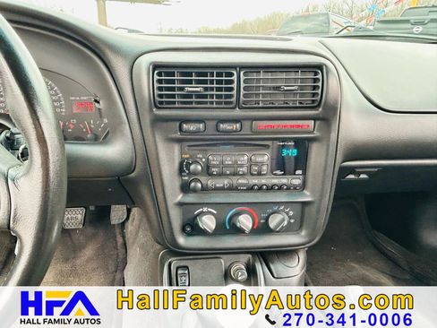 Used 2001 Chevrolet Camaro Z28 w/ SS Performance/Appearance Pkg RWD image 20