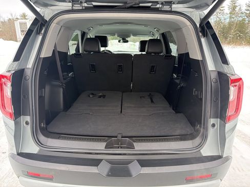 Used 2023 GMC Acadia SLT image 7