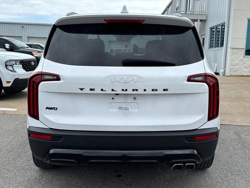 Used 2022 Kia Telluride EX w/ EX Premium Package AWD/4WD image 4