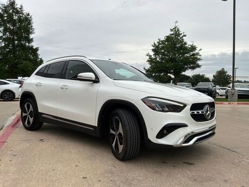 Used 2025 Mercedes-Benz GLA 250 image 4