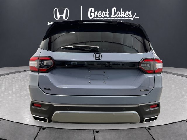 New 2026 Honda Pilot Touring image 4
