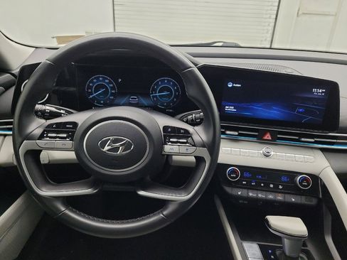 Used 2022 Hyundai Elantra Limited w/ Cargo Package FWD image 22