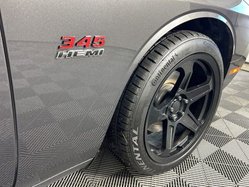 Used 2017 Dodge Challenger R/T image 8