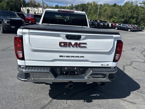 Used 2023 GMC Sierra 2500 SLE w/ SLE Convenience Package AWD/4WD image 9