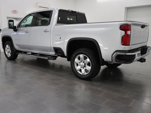 Used 2020 Chevrolet Silverado 3500 LTZ w/ LTZ Plus Package AWD/4WD image 6