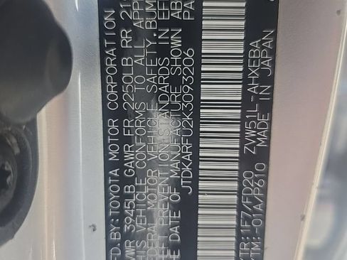 Used 2019 Toyota Prius LE FWD image 13