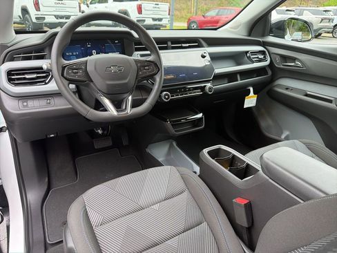 New 2027 Chevrolet Bolt LT FWD image 15