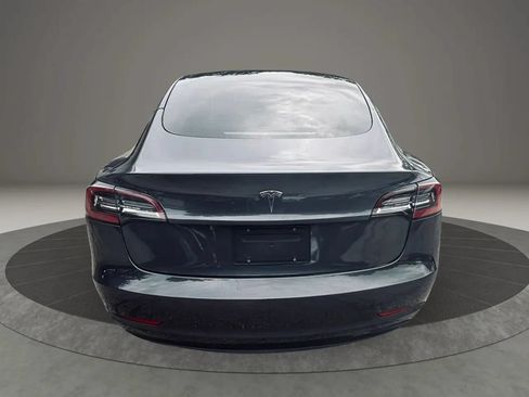 Used 2023 Tesla Model 3 Standard Range RWD image 4