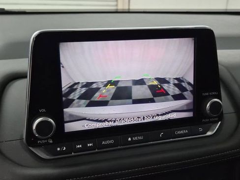 Certified 2025 Nissan Rogue S image 28