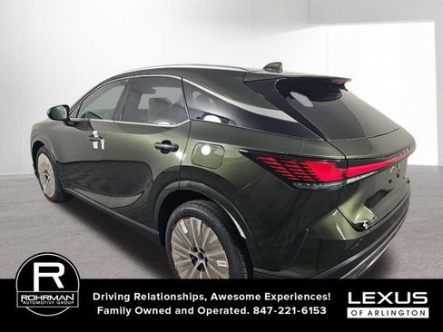 Used 2025 Lexus RX 350 AWD image 3