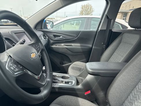 Used 2024 Chevrolet Equinox LT AWD/4WD image 30