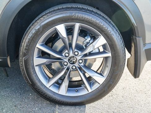 Certified 2024 INFINITI QX60 Luxe image 10