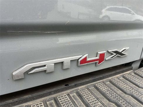 Used 2024 GMC Sierra 2500 AT4X image 7