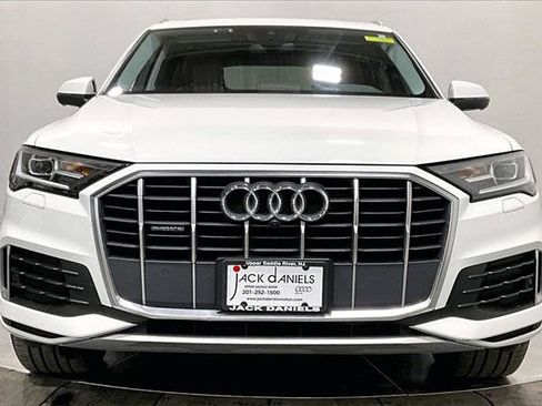 Certified 2022 Audi Q7 2.0T Premium image 3