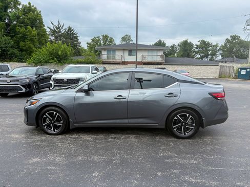 Used 2025 Nissan Sentra SV w/ All-Weather Package FWD image 7