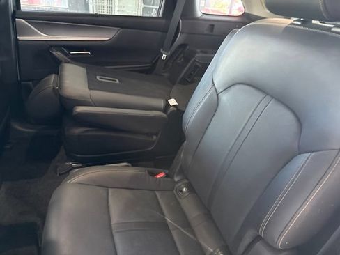 Used 2024 MAZDA CX-90 Plug-In Hybrid w/ Preferred AWD/4WD image 6
