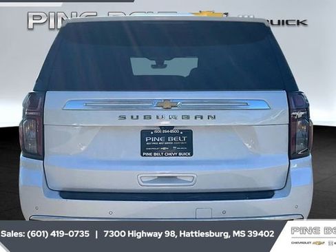 Certified 2022 Chevrolet Suburban High Country image 4