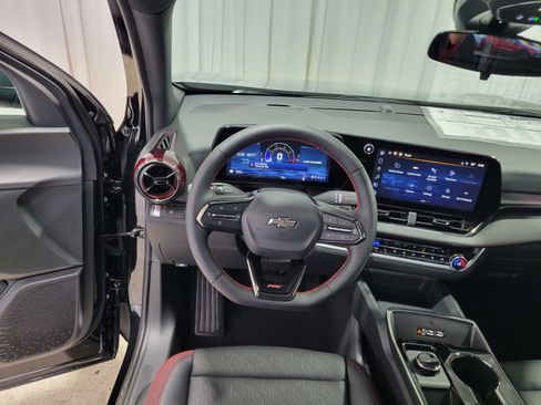 New 2026 Chevrolet Equinox RS w/ Convenience Package III image 15