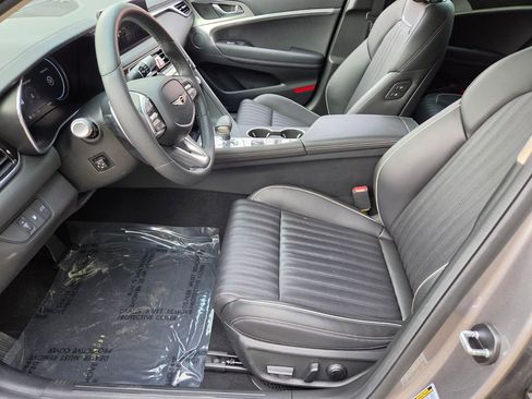 Used 2026 Genesis G70 2.5T Prestige RWD image 9