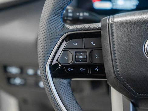 New 2026 Toyota Sequoia Platinum AWD/4WD image 33