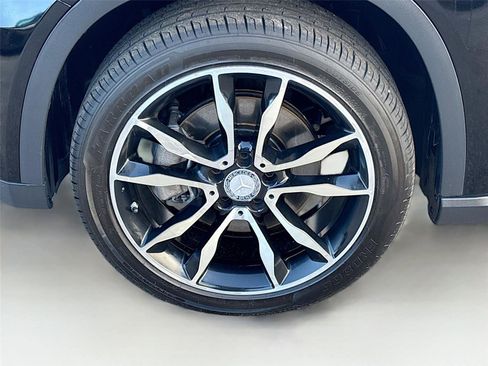 Used 2016 Mercedes-Benz GLA 250 GLA 250 image 31
