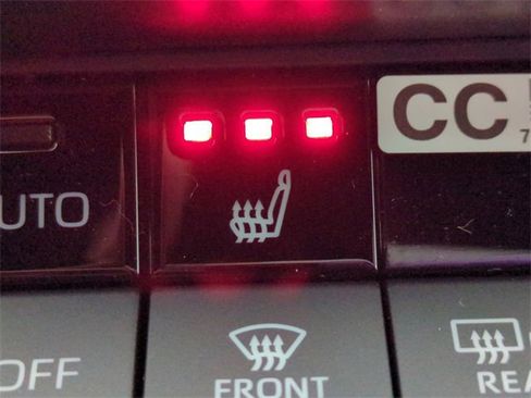 New 2026 Toyota Camry SE image 21