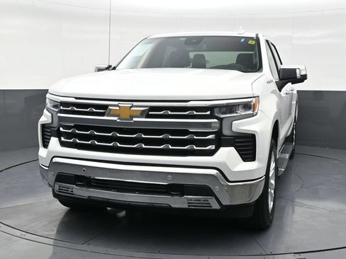 Used 2023 Chevrolet Silverado 1500 LTZ RWD image 8