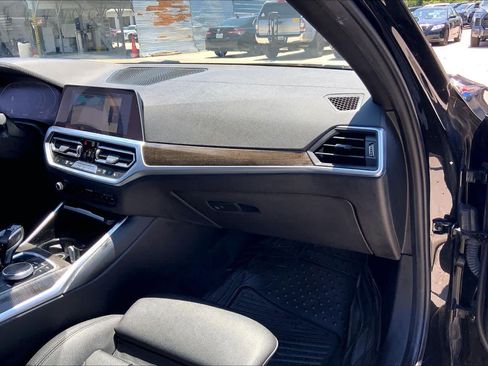Used 2021 BMW 330i Sedan RWD image 18