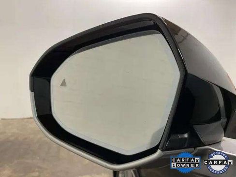 Used 2025 BMW 530i xDrive image 87