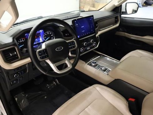Used 2024 Ford Expedition Max Limited image 12