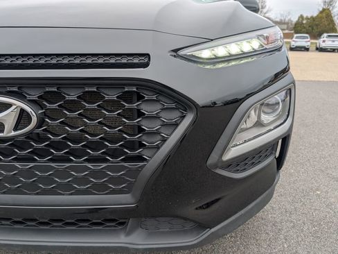 Used 2021 Hyundai Kona SE w/ Cargo Package image 10
