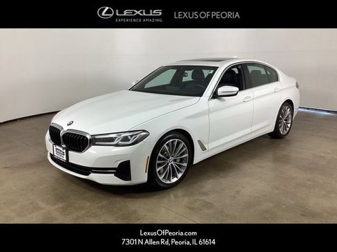 Used 2022 BMW 530i xDrive w/ Convenience Package AWD/4WD image 1