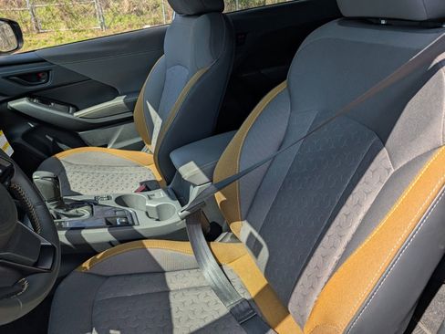 Used 2025 Subaru Crosstrek 2.5i Sport AWD/4WD image 17