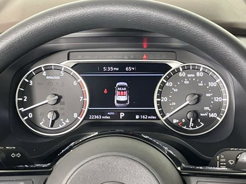 Certified 2023 Nissan Rogue SV image 15