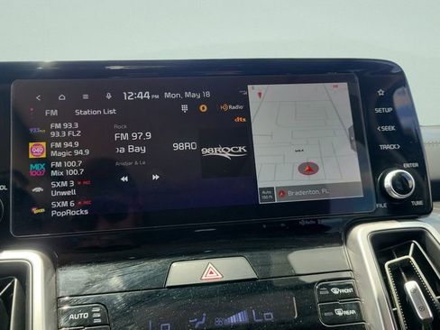 Used 2023 Kia Sorento S w/ Panoramic Sunroof Package FWD image 14