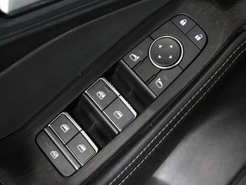 Certified 2024 Nissan Rogue SL FWD image 24