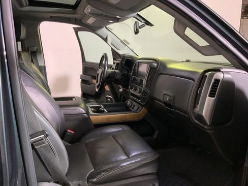 Used 2018 Chevrolet Silverado 2500 LTZ w/ Duramax Plus Package image 28